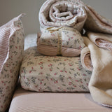Bedding Set Berry Picking